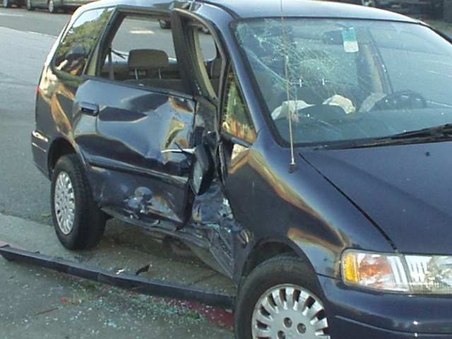 Auto Insurance Claims: auto collision:small calims court, small claims court, court clerks