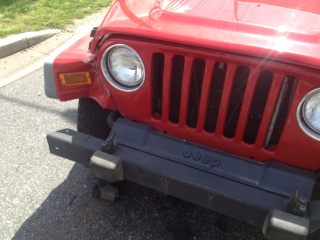Auto body repair & detailing: Wrangler body damage, jeep wrangler, grill shell