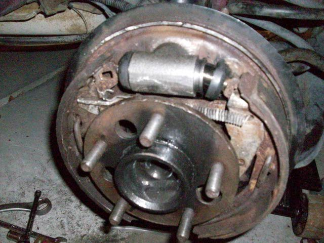 wheel cylinder