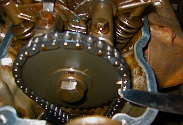 Nissan Repair: Timing Chain Settings  (D21-Hardbody-Nissan) 12V 2.4L, tdc mark, mark edge