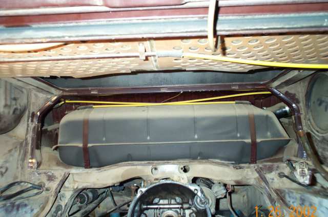 Volkswagen: 74 bus gas tank removal, tank removal, gas tank