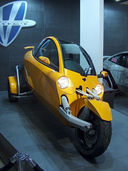 Motorcycle Safety & Driveability: Safety equipment free suggestion, safety belts, steering wheels