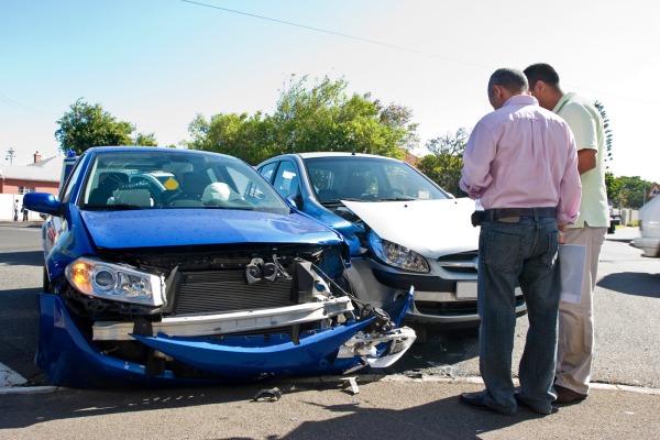 How Car Insurance Companies Handle Car Accident Claims