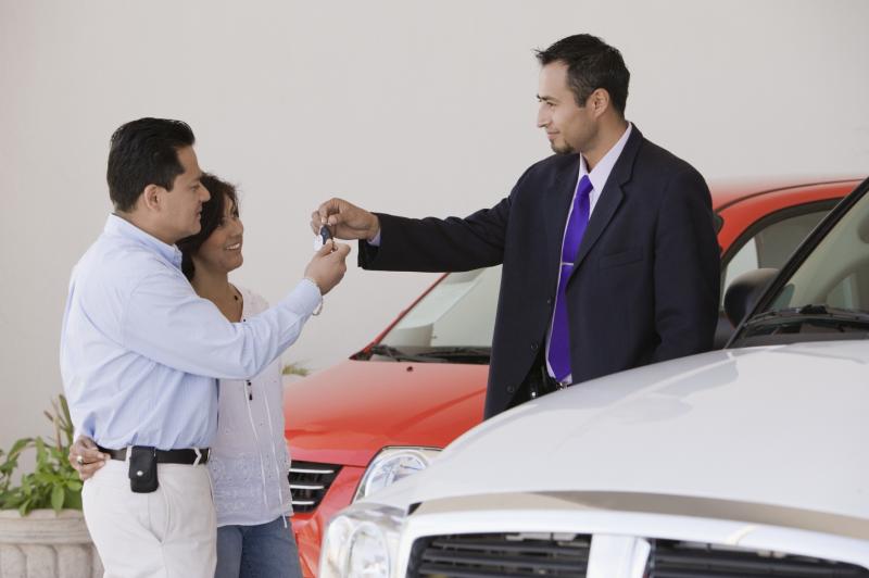 How Does a Down Payment on a Car Work?