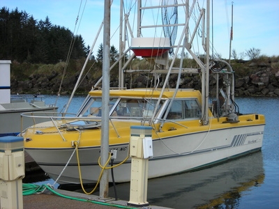 How to Find a Boat's Owner by the VIN Number