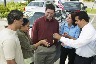 How to Pay Cash for a Used Car (with Pictures)