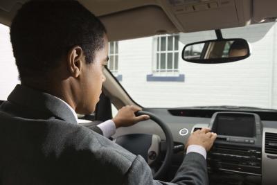 How to Find a Vehicle's Serial Number and Year