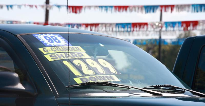 How to Buy a Used Car With a Salvaged Title