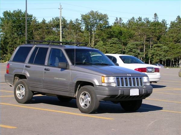 How to Buy Salvage Vehicles From an Insurance Company