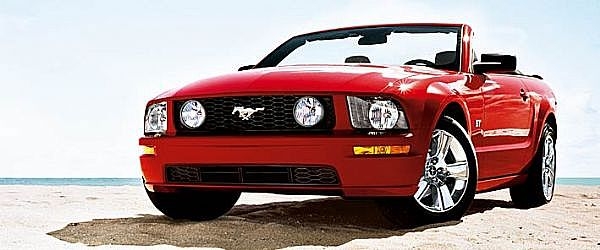 How to Choose a Mustang Convertible