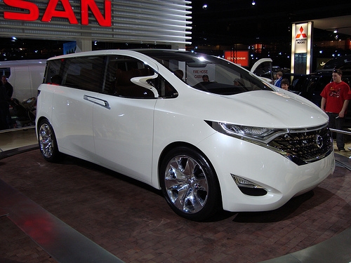 Crossover SUV Vs. Minivan