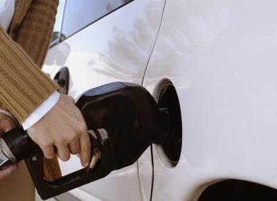 Gas Mileage Difference between a V6 and 4-Cylinder