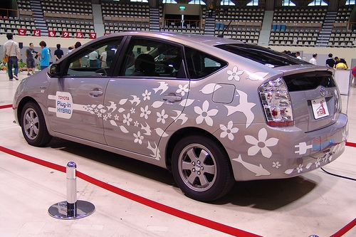 What Are the Benefits of Fuel Efficient Cars for the Environment?