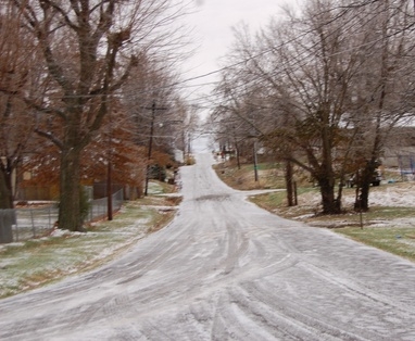 How Do Cars With AWD Handle in Black Ice?