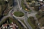 How to Drive in a Roundabout