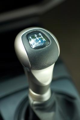 Step-by-Step Instructions on Driving a Stick Shift