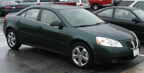 How to Turn on the Fog Lights in a Pontiac G6 GT