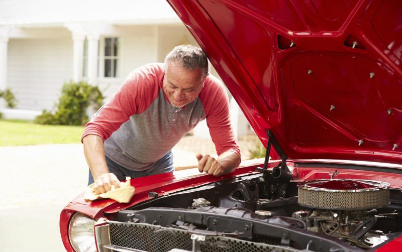 How to Transfer the Title of an Automobile to a Trust