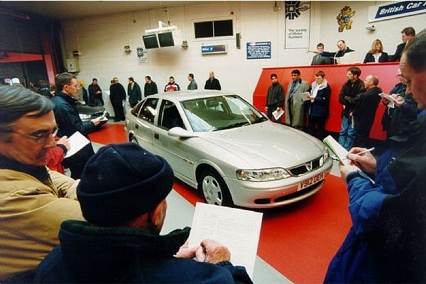 How to Make Money Buying and Selling Cars