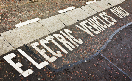 electric vehicle parking sign