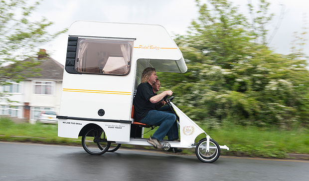 camper_m_1728760a