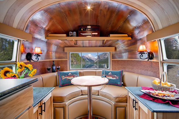 Custom-1954-Airstream-Flying-Cloud-Travel-Trailer-4