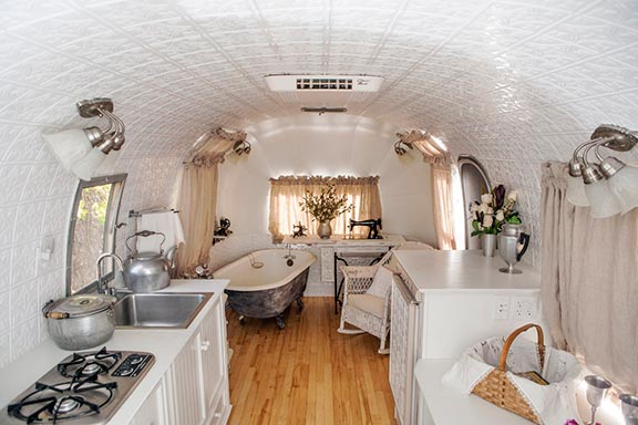 092-airstream_finished-01