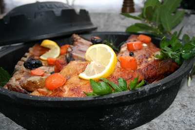 Dutch_oven_ispod_peke