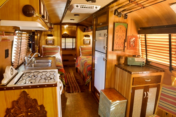 adirondack-airstream-trailer-beds