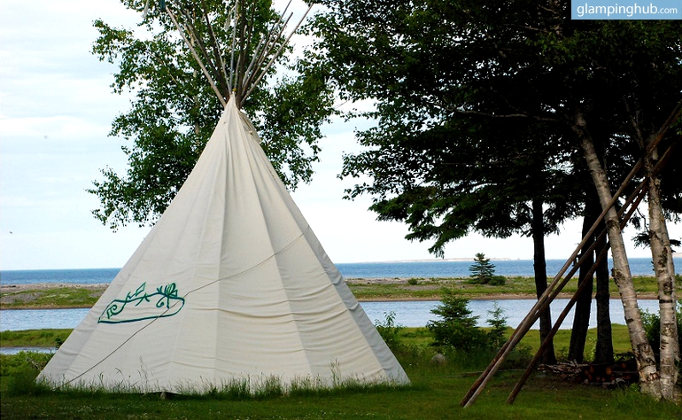 intimate-tipi-lodge-cape
