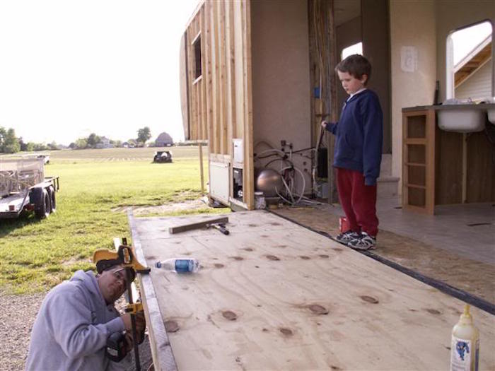 Working-on-the-slide-out-floor 2X4
