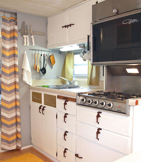 54eb906dcd425_-_camper-kitchen-xln