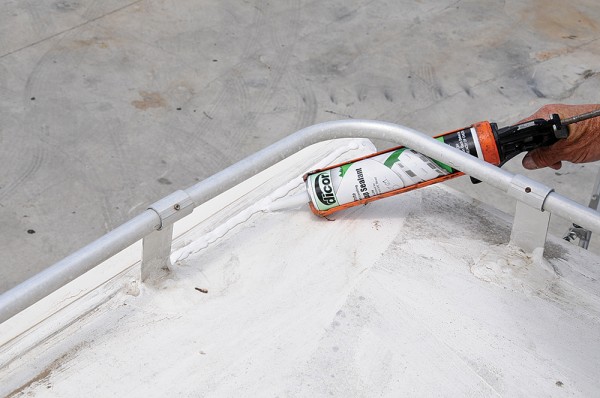 RV-roofs-dicor-sealant