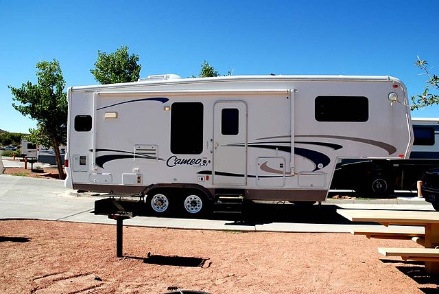 640px-Fifth-wheel