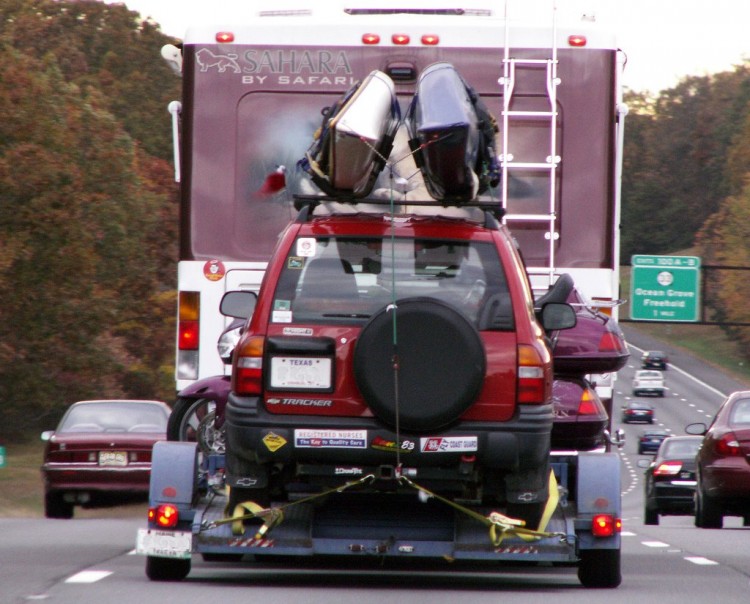 rv-motorhome-tow-trailer