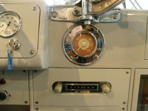49-flxible-clipper-bus-motorhome-conversion-for-sale-006-600x450