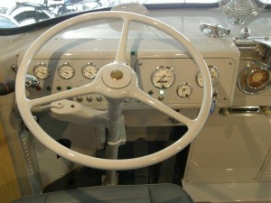 49-flxible-clipper-bus-motorhome-conversion-for-sale-005-600x450