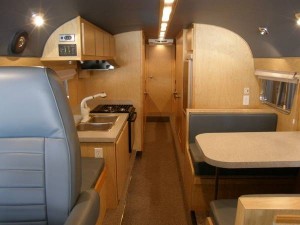 49-flxible-clipper-bus-motorhome-conversion-for-sale-007-600x450