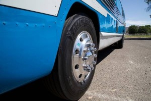 49-flxible-clipper-bus-motorhome-conversion-for-sale-0012-600x400