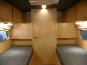 49-flxible-clipper-bus-motorhome-conversion-for-sale-0010-600x450