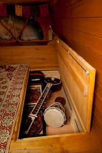 dipa-vasudeva-das-work-van-to-tiny-cabin-conversion-diy-motorhome-007