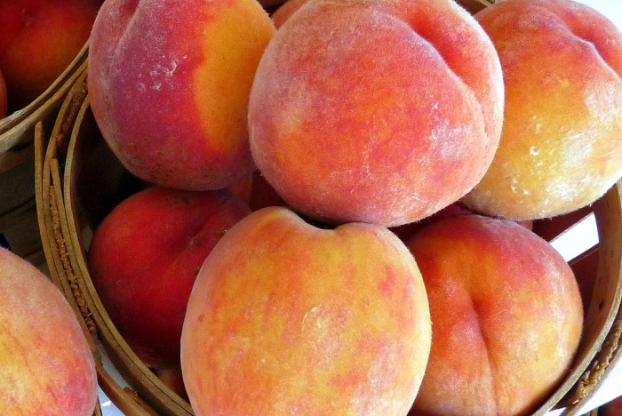 peaches-700x468