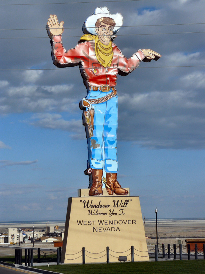 Wendover-700x933