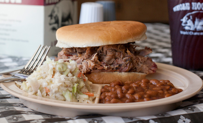 whole-hog-cafe
