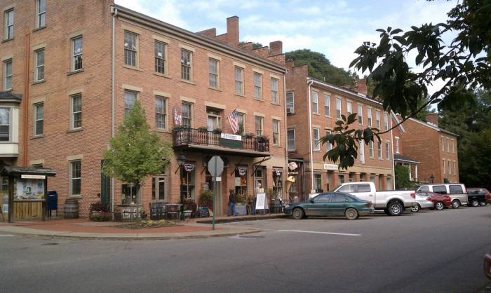 roscoe village