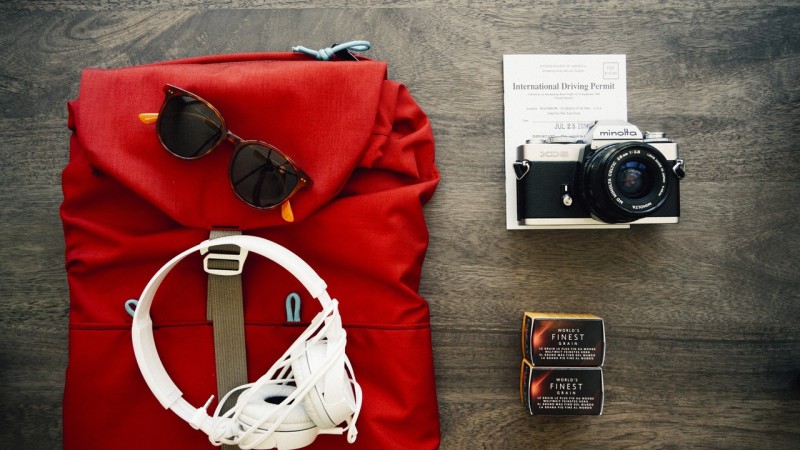 clothes-travel-voyage-backpack (1)