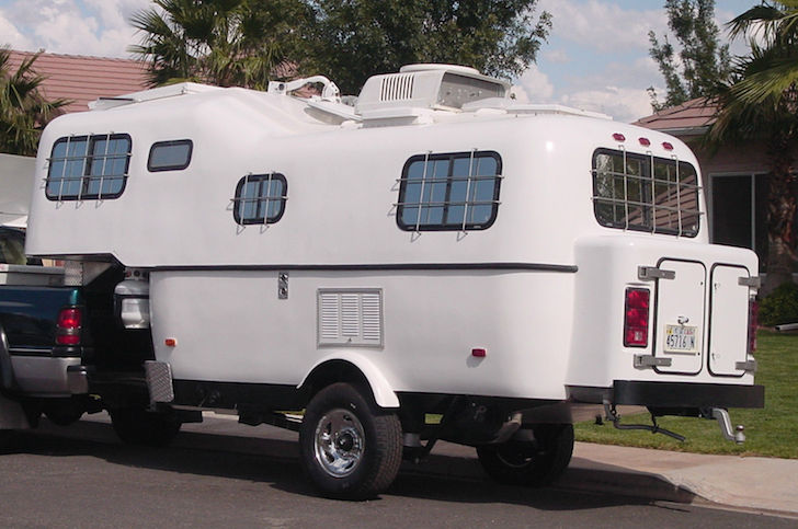 Outside-of-a-custom-Scamp-5th-wheel-trailer