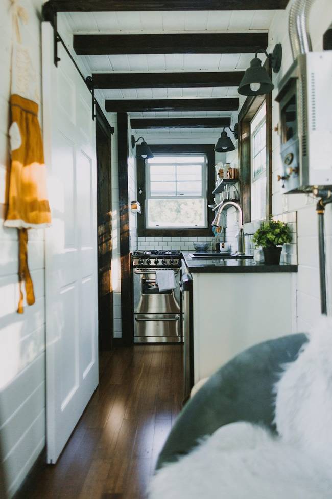 tiny home mobile living