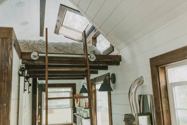 tiny home mobile living