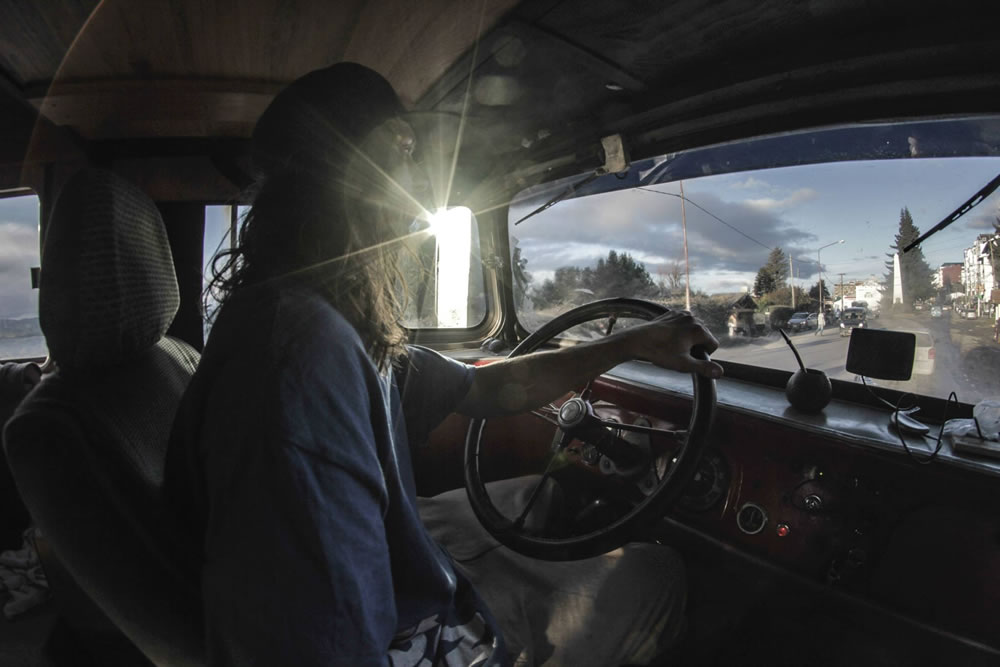 La-Chanchita-Adventure-Bus-Conversion-25_crop